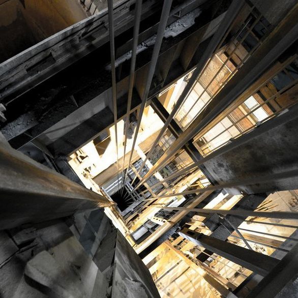 mantenimiento-ascensores-edificio